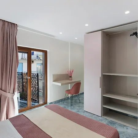 Deluxe Bed and breakfast