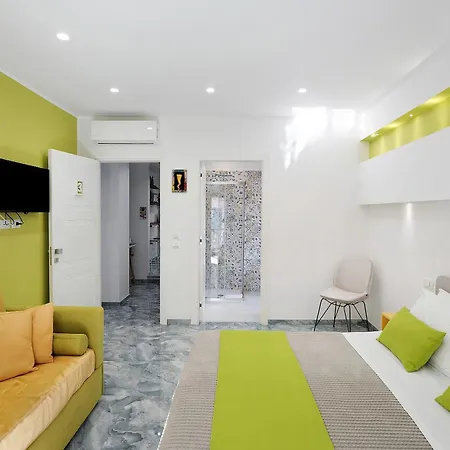 Deluxe Bed & Breakfast