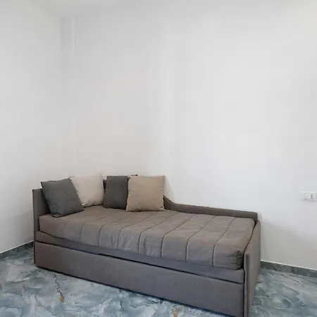 Deluxe Bed & Breakfast 3*